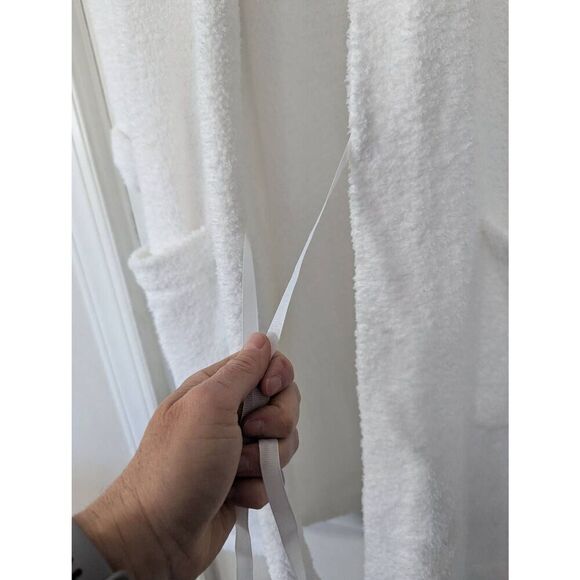 Pottery Barn Plush Robe women's size XL white long pockets teddy bath time sleep - Picture 5 of 10